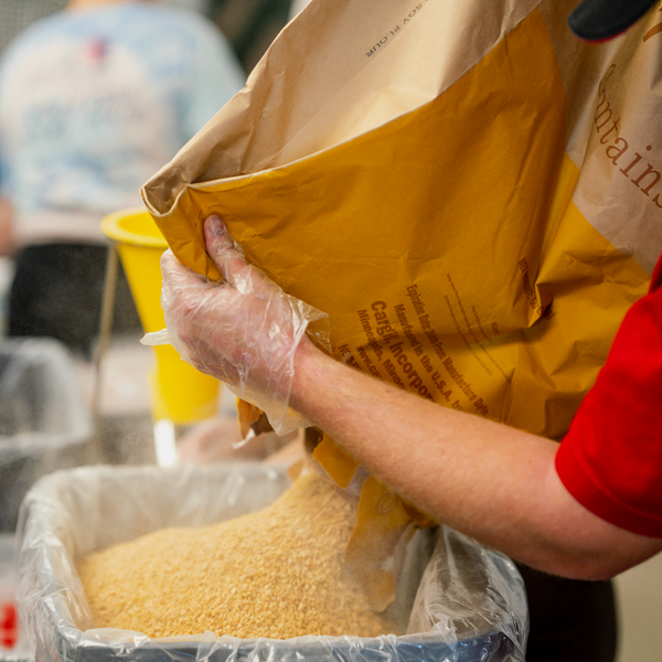 Pura Vida x Rise Against Hunger