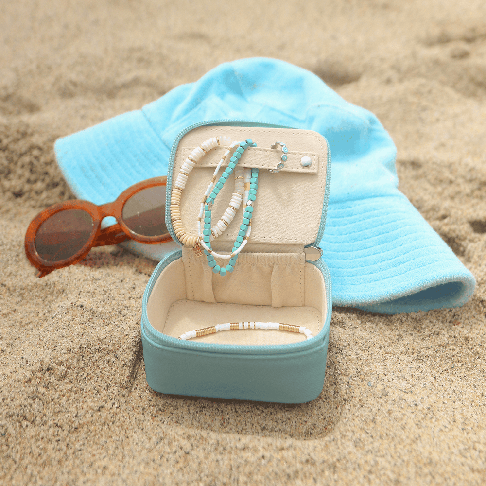 Mini Turquoise Jewelry Case 2