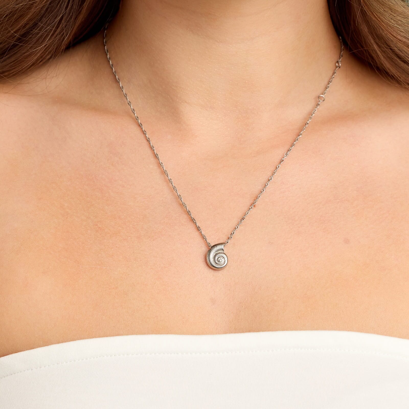 Seashell Pendant Necklace